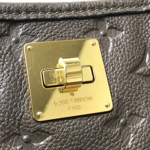 LOUIS VUITTON Brown Monogram Tote Bag - Picture 6 of 9